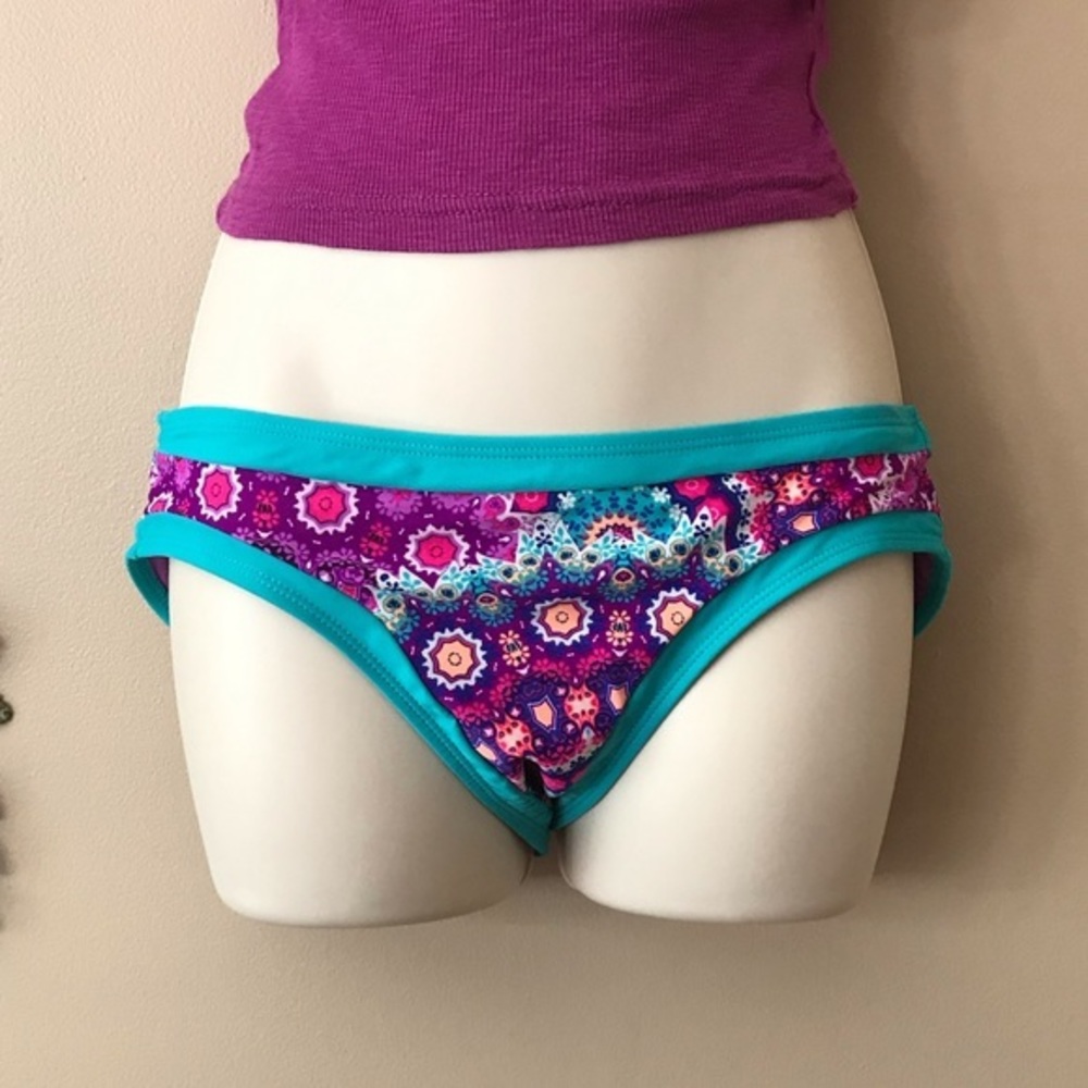 NOBO Multi-Color Bikini Bottoms Size Med (7-9) EUC